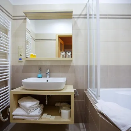 Terra 鲁哈科维斯